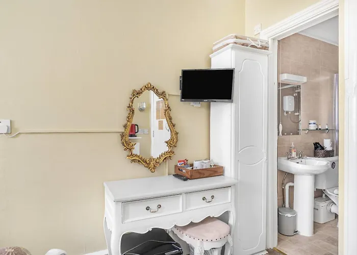 Summerlands Guest House